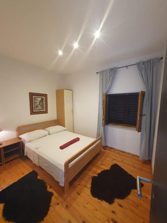 Apartments Bagaric Trogir Luaran gambar