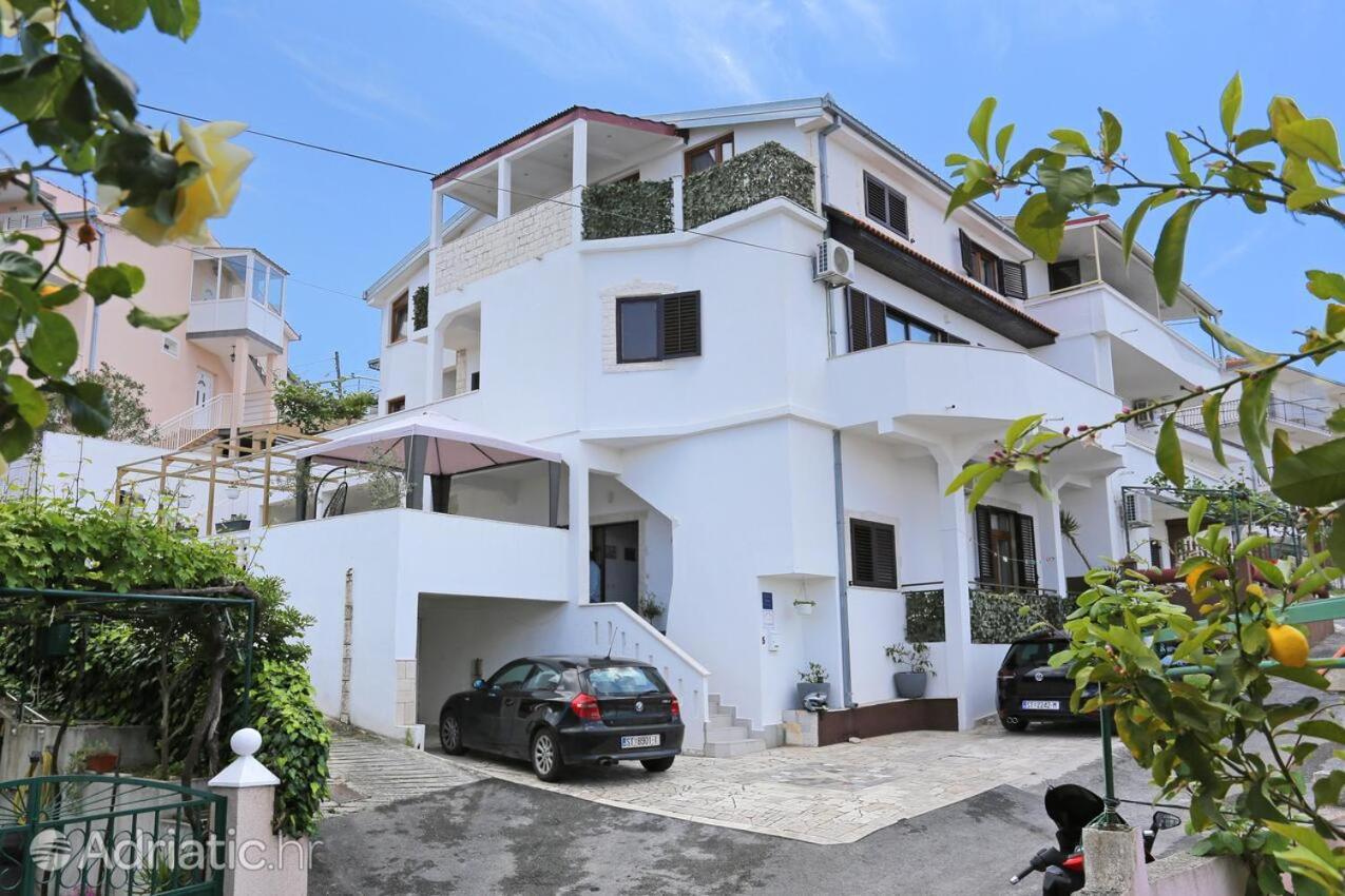Apartments Bagaric Trogir Luaran gambar