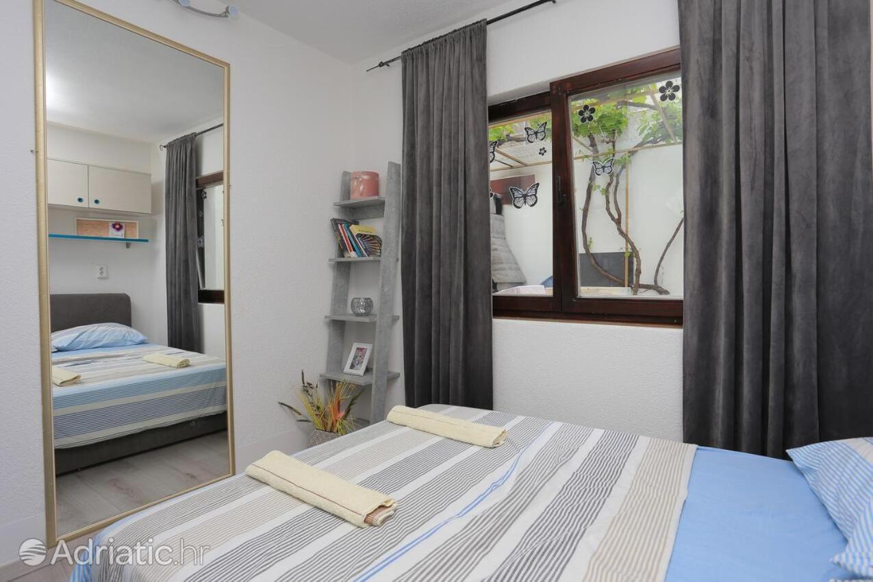 Apartments Bagaric Trogir Luaran gambar