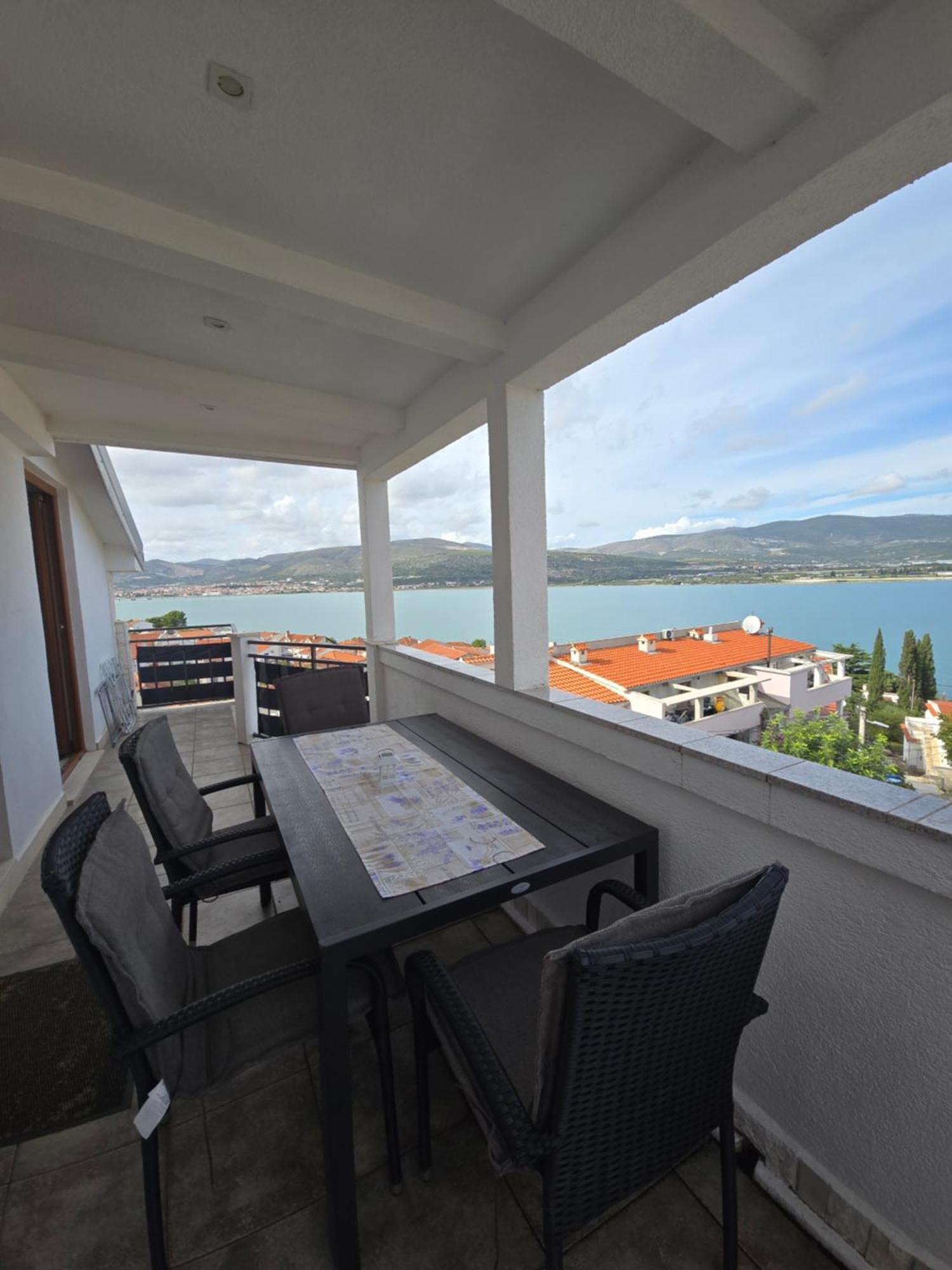 Apartments Bagaric Trogir Luaran gambar