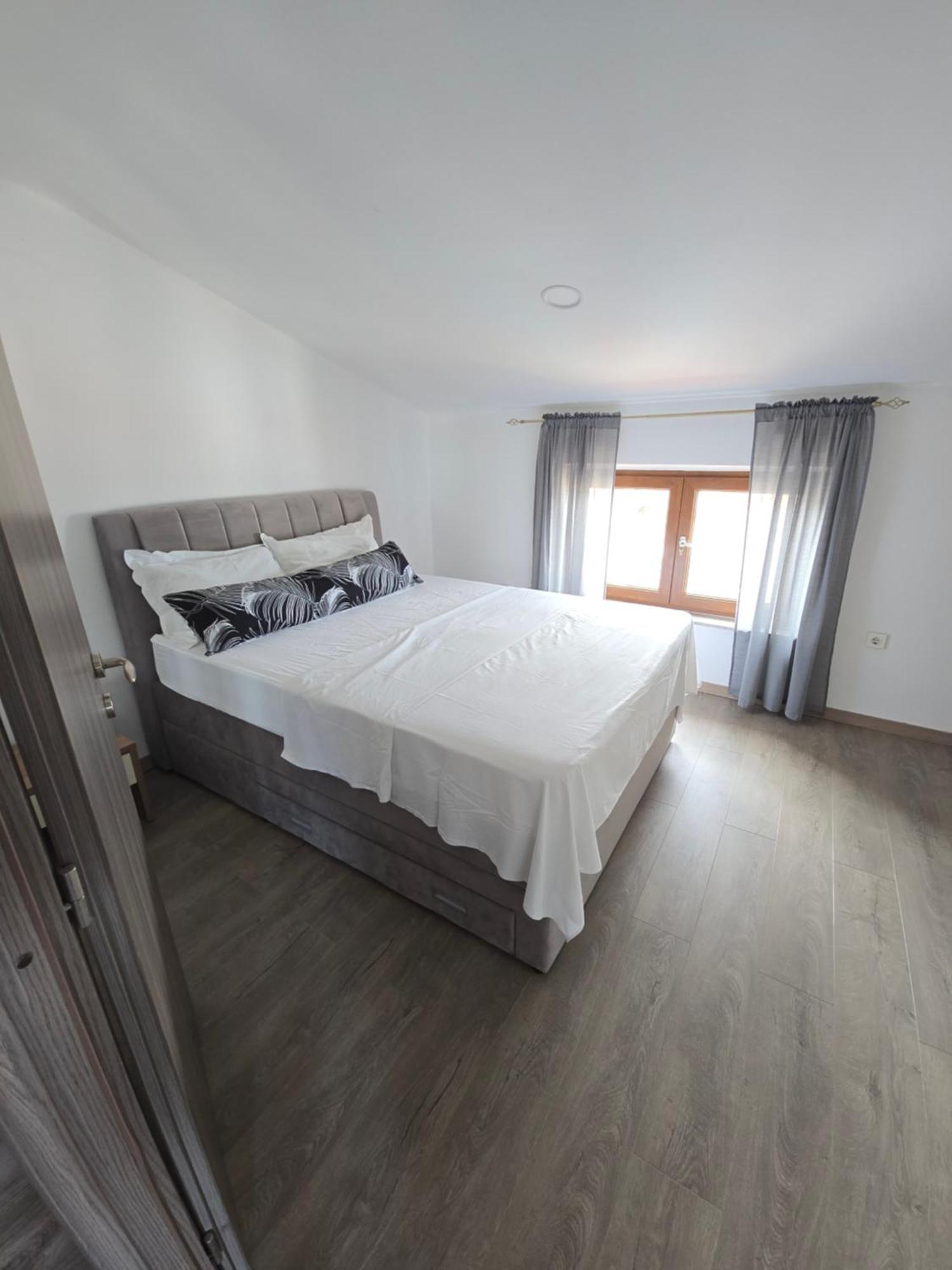 Apartments Bagaric Trogir Luaran gambar